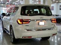 Infiniti QX80
